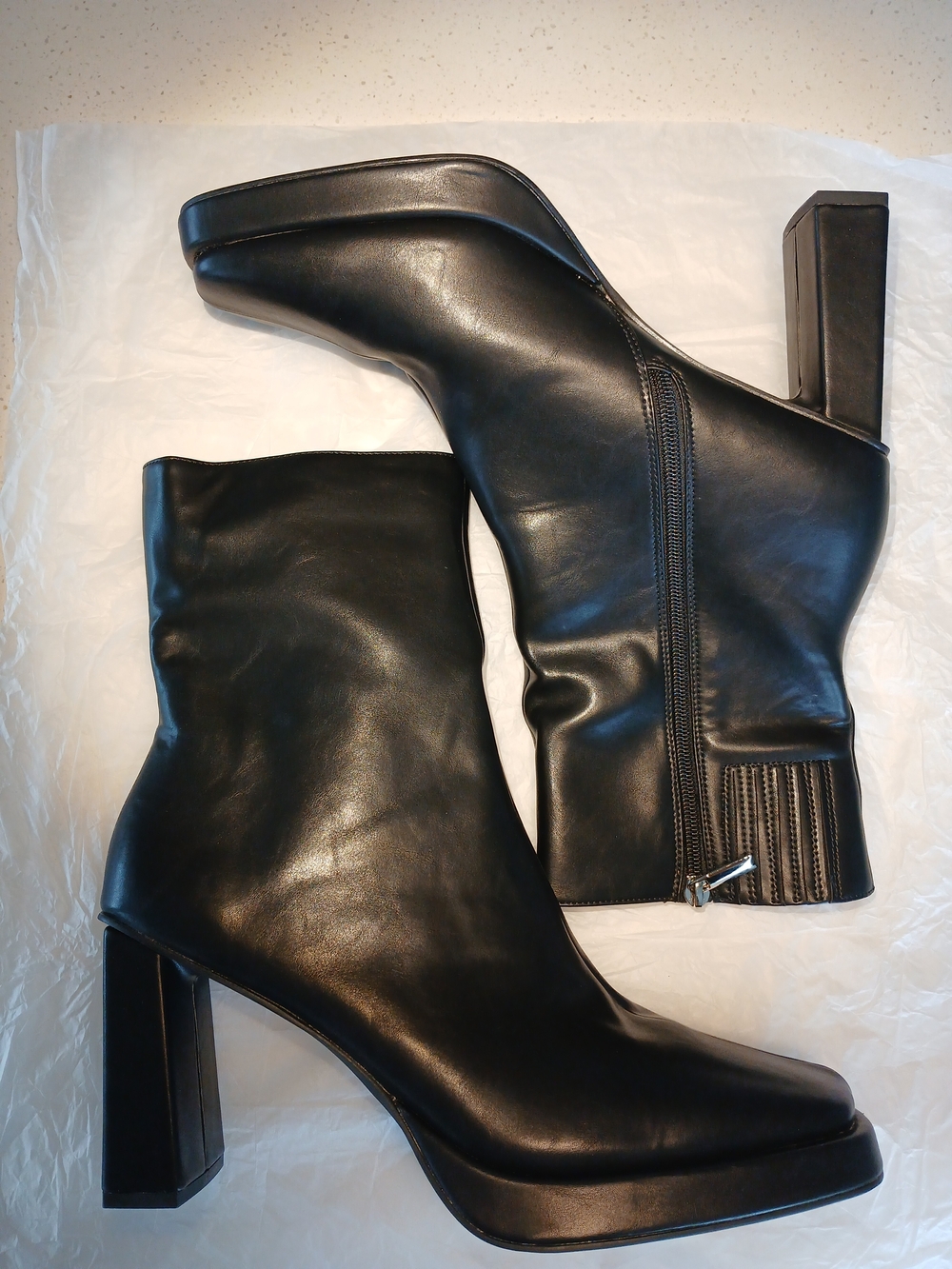 Verity Women’s Black Leather Block Heel Ankle Boots